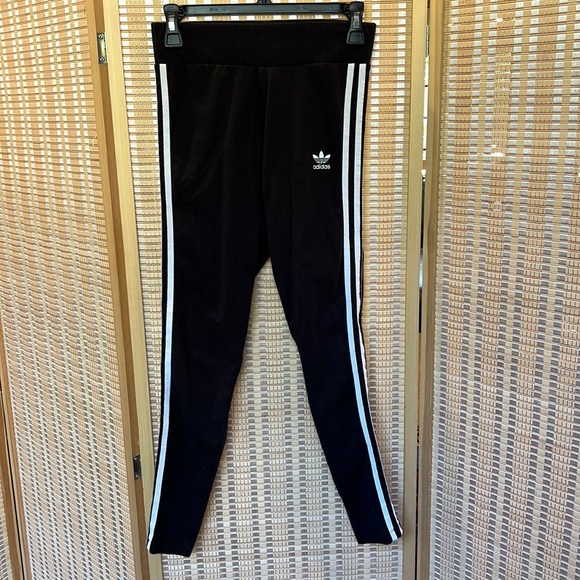 Adidas black with white stripe track legging - Picture 2 of 4